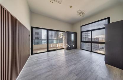 Apartment - 2 - 3 for sale in Zenith A1 Tower - Zenith Towers - Dubai Sports City - Dubai
