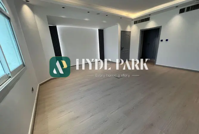 151894420 - Property Image 2