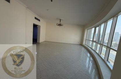 Apartment - 2 Bedrooms - 3 Bathrooms for rent in Al Majaz 3 - Al Majaz - Sharjah