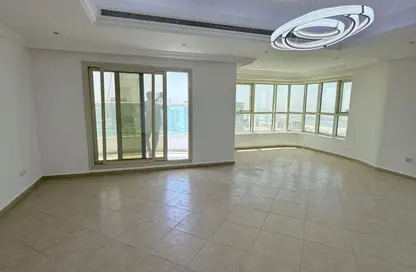 شقة - 3 غرف نوم - 4 حمامات للايجار في كورنيش الخان - الخان - الشارقة