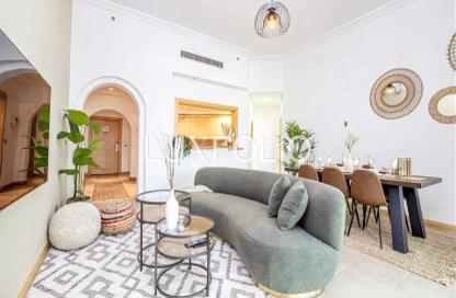 Apartment - 2 Bedrooms - 3 Bathrooms for rent in Al Khudrawi - Shoreline Apartments - Palm Jumeirah - Dubai