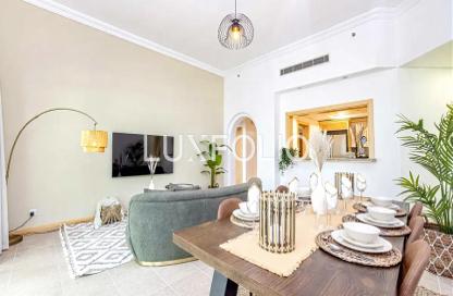 Apartment - 2 Bedrooms - 3 Bathrooms for rent in Al Khudrawi - Shoreline Apartments - Palm Jumeirah - Dubai