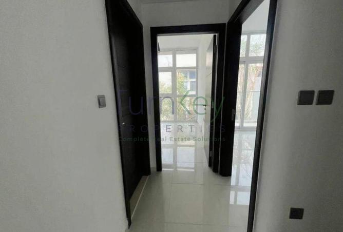 71087784 - صورة العقار 2