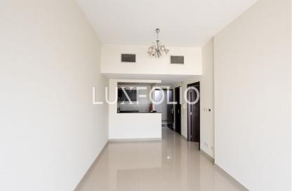 Apartment - 1 - 1 for rent in Dana Tower - District 12 - Jumeirah Village Circle - Dubai Apartment - 1 - 1 for rent in Dana Tower - District 12 - Jumeirah Village Circle - Dubai