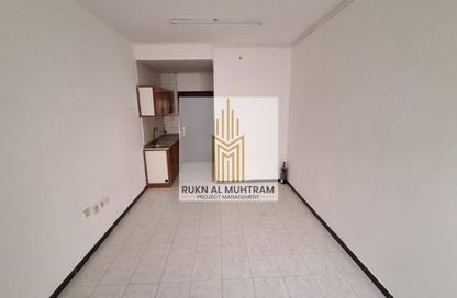 Apartment - 1 Bedroom - 1 Bathroom for rent in Al Butina - Sharjah Apartment - 1 Bedroom - 1 Bathroom for rent in Al Butina - Sharjah