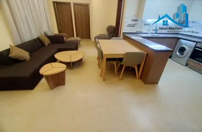 شقة - 2 غرف نوم - 3 حمامات للايجار في عزيزي بلازا - الفرجان - دبي