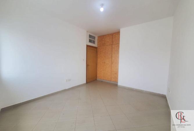 87890379 - صورة العقار 2