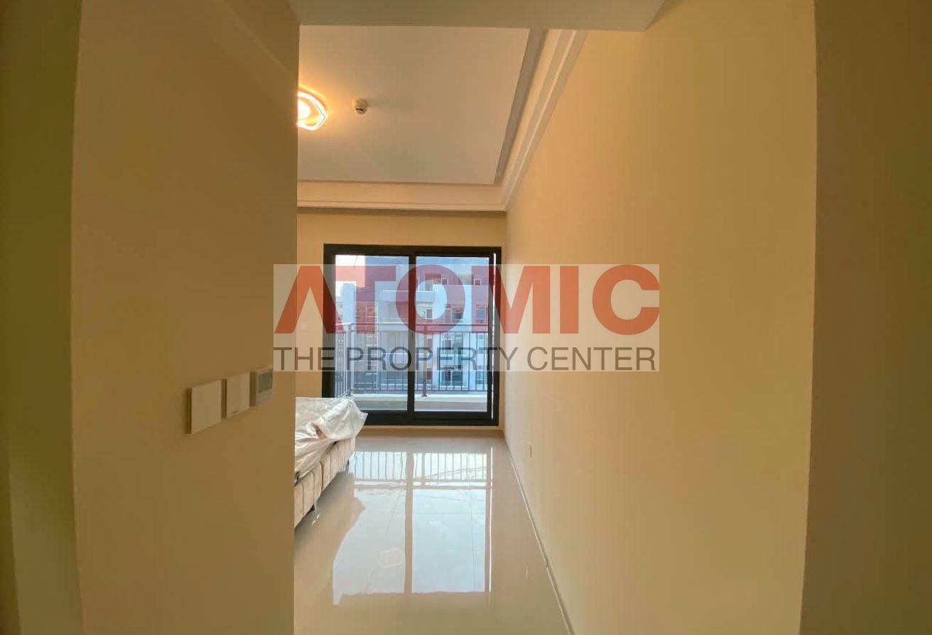 Modern 1BR Apt | Balcony |City & Sports Views photo 3