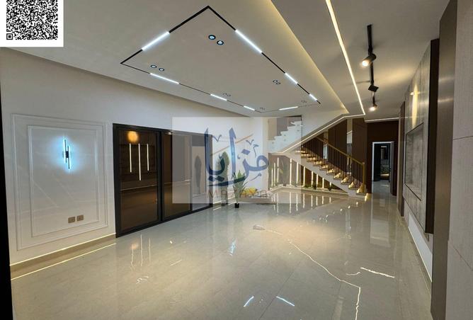 74252564 - Property Image 3