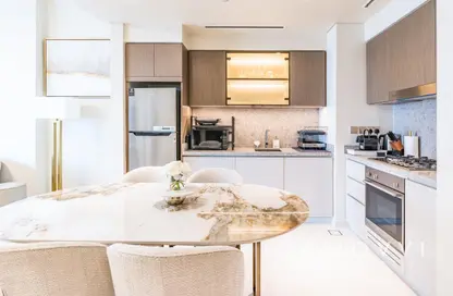 شقة - غرفة نوم - 2 حمامات للايجار في جراند بلو تاور 1 - إعمار بيتشفرونت - دبي هاربور - دبي