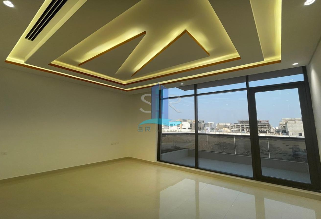 Spacious Layout l Vacant l 6 BR + Maid & Driver photo 2