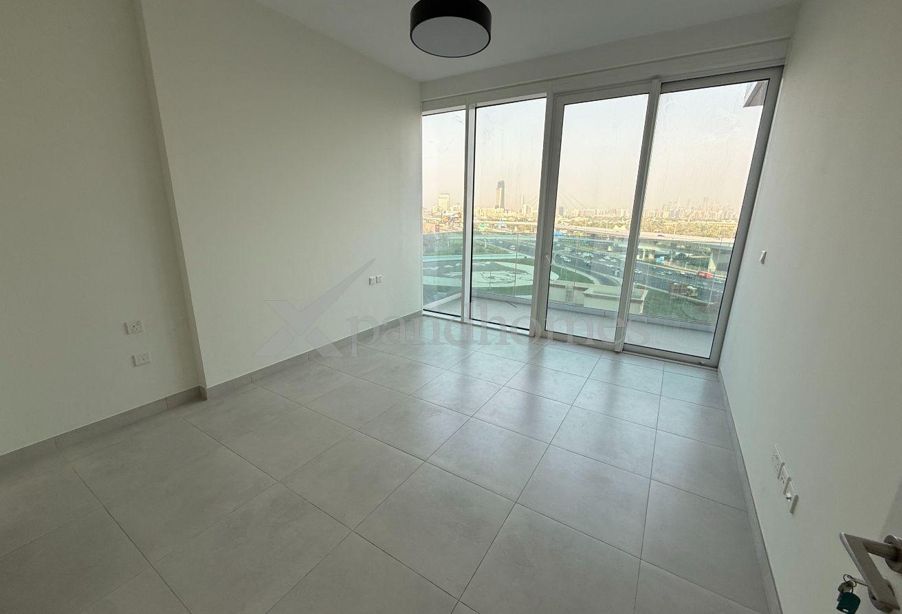Best Deal |Large 1BHK | Near Metro | Ready photo 7