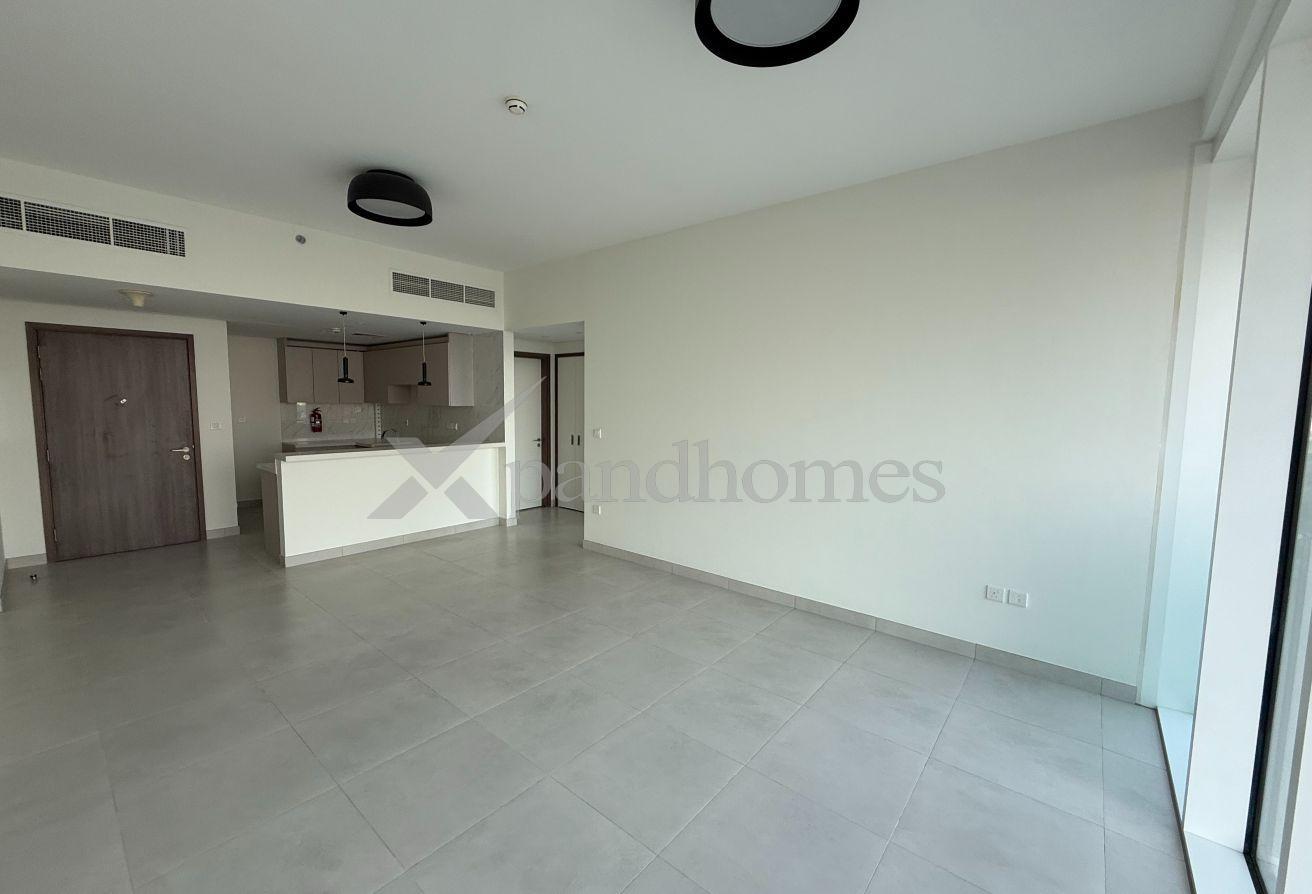 Best Deal |Large 1BHK | Near Metro | Ready photo 2