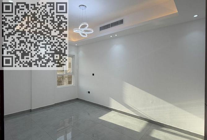121981907 - Property Image 3