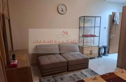 Apartment - 1 Bedroom - 2 Bathrooms for rent in Al Khan 9 building - Al Khan - Sharjah