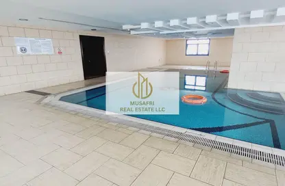 شقة - 2 غرف نوم - 3 حمامات للايجار في برج حفيت 7 - النهدة - الشارقة