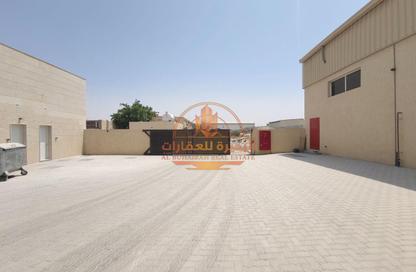 Factory - Studio - 2 for rent in Al Sajaa S - Al Sajaa - Sharjah