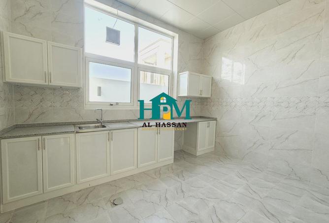 80717075 - Property Image 2