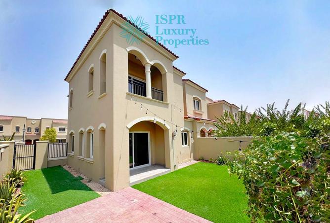Single Row | Corner Plot l Vaccant
