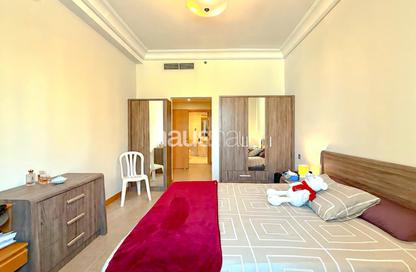 Apartment - 1 - 2 for rent in Abu Keibal - Shoreline Apartments - Palm Jumeirah - Dubai