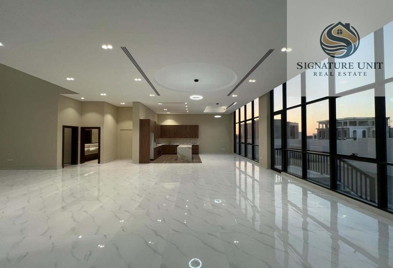 Brand New 4BR Villa | Master Suite |Prime Location photo 4