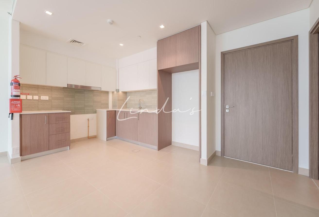 Sea View | Marina View | Mid Floor photo 8