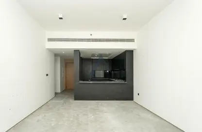 شقة - 1 حمام للايجار في مبني س ه 1 - منطقة 14 - قرية جميرا الدائرية - دبي