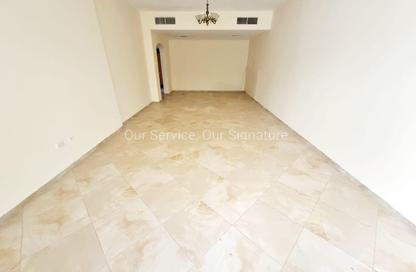 Apartment - 3 - 3 for rent in New Al Taawun Road - Al Taawun - Sharjah