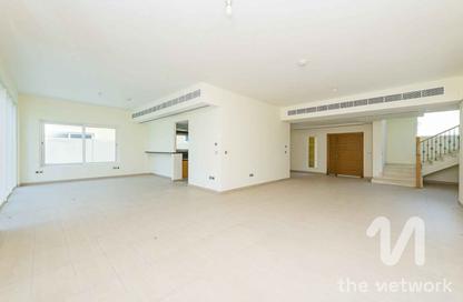 Villa - 4 Bedrooms - 4 Bathrooms for rent in Legacy Nova Villas - District 9 - Jumeirah Park - Dubai