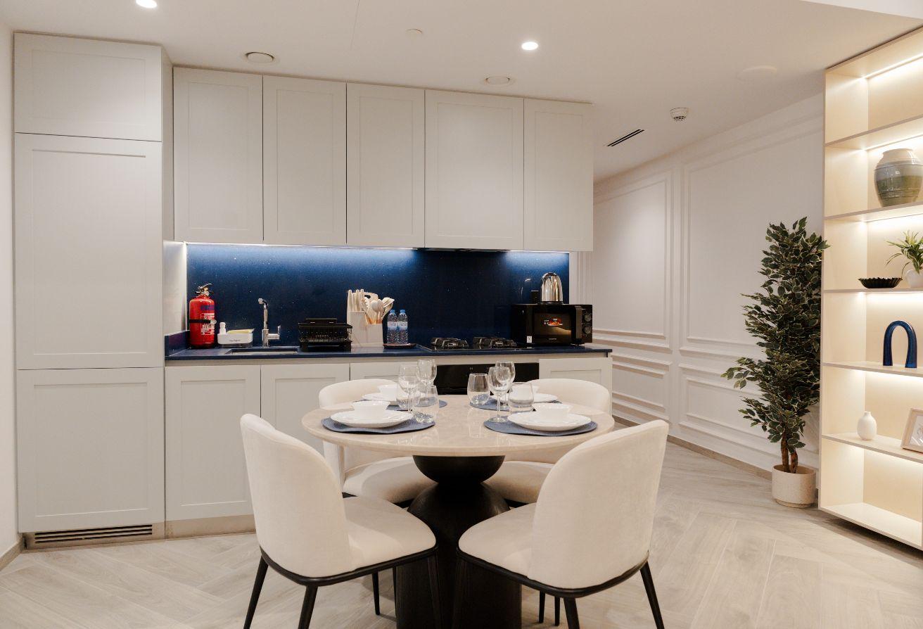 1BR RENOVATED | BRAND NEW | CANAL VIEW photo 7