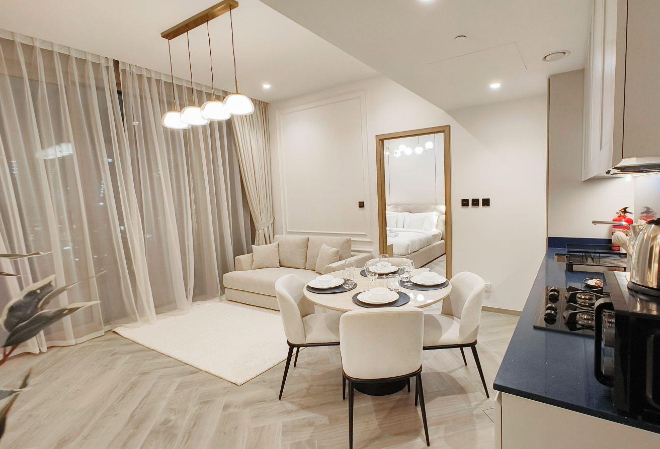 1BR RENOVATED | BRAND NEW | CANAL VIEW photo 5
