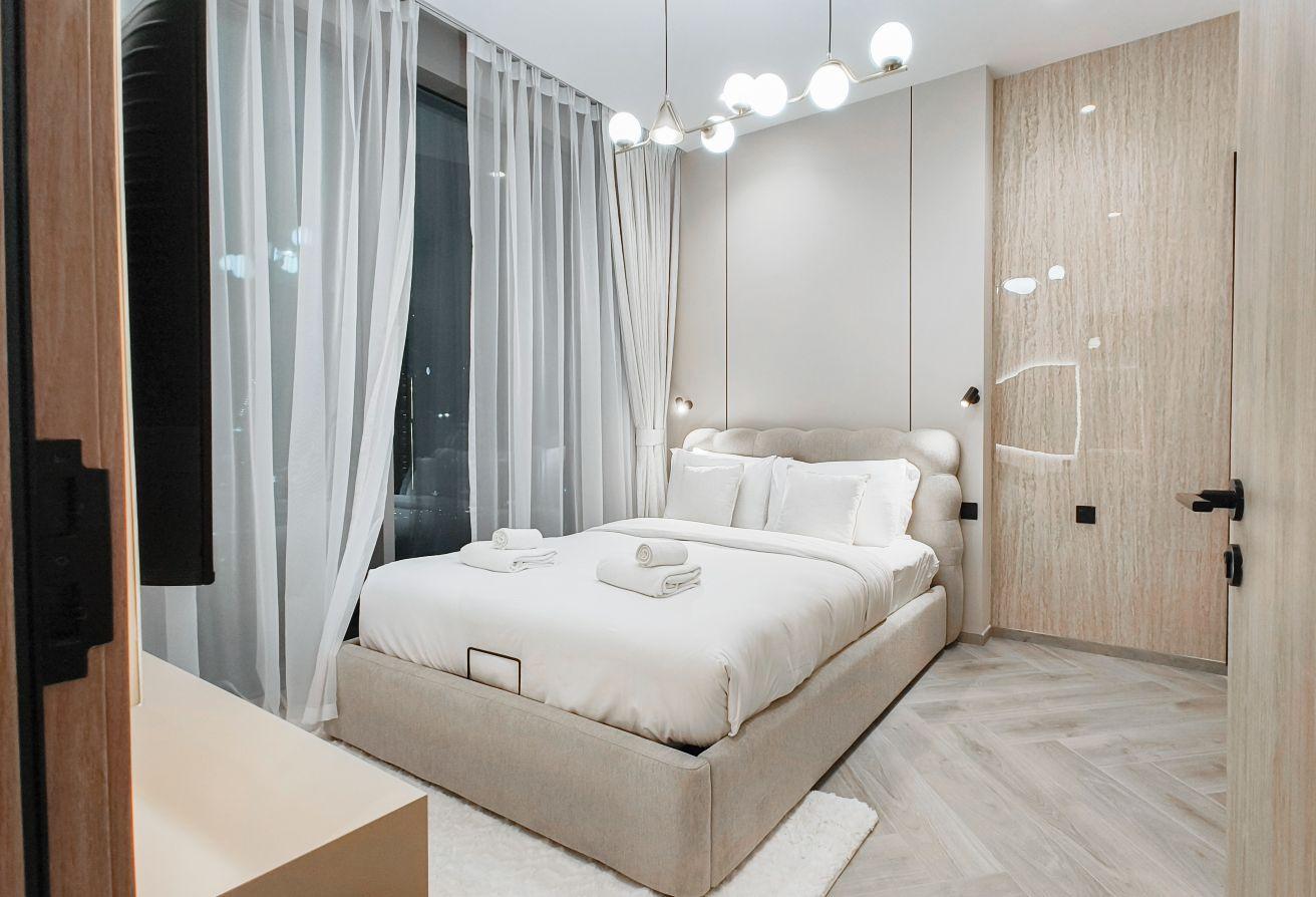 1BR RENOVATED | BRAND NEW | CANAL VIEW photo 16
