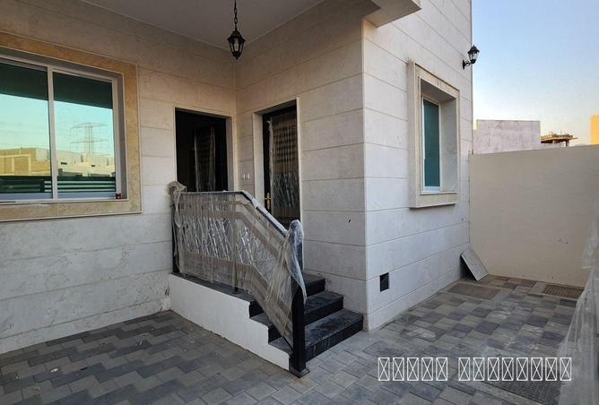 76964012 - صورة العقار 2