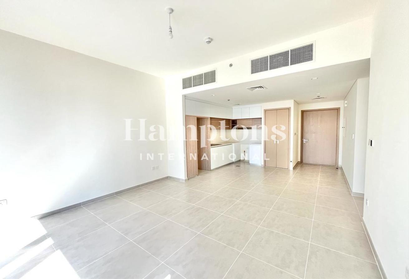 Community View | Mid-Floor | Exclusive photo 12