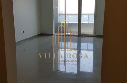 Apartment - 2 Bedrooms - 3 Bathrooms for sale in Beach Tower 1 - Al Khan Lagoon - Al Khan - Sharjah Apartment - 2 Bedrooms - 3 Bathrooms for sale in Beach Tower 1 - Al Khan Lagoon - Al Khan - Sharjah
