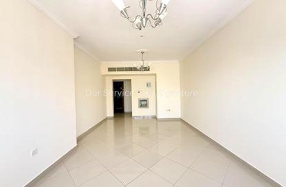Apartment - 3 Bedrooms - 3 Bathrooms for rent in New Al Taawun Road - Al Taawun - Sharjah