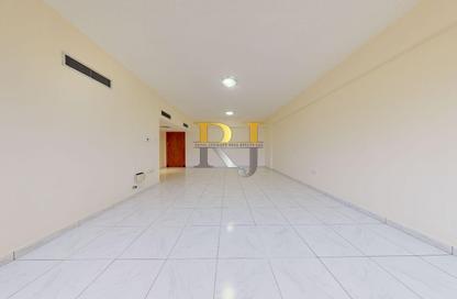 Apartment - 1 Bedroom - 2 Bathrooms for rent in Golden Sands 1 - Al Mankhool - Bur Dubai - Dubai