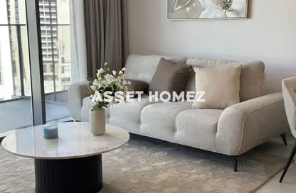 Apartment - 1 Bedroom - 2 Bathrooms for rent in Royal Regency - Business Bay - Dubai
