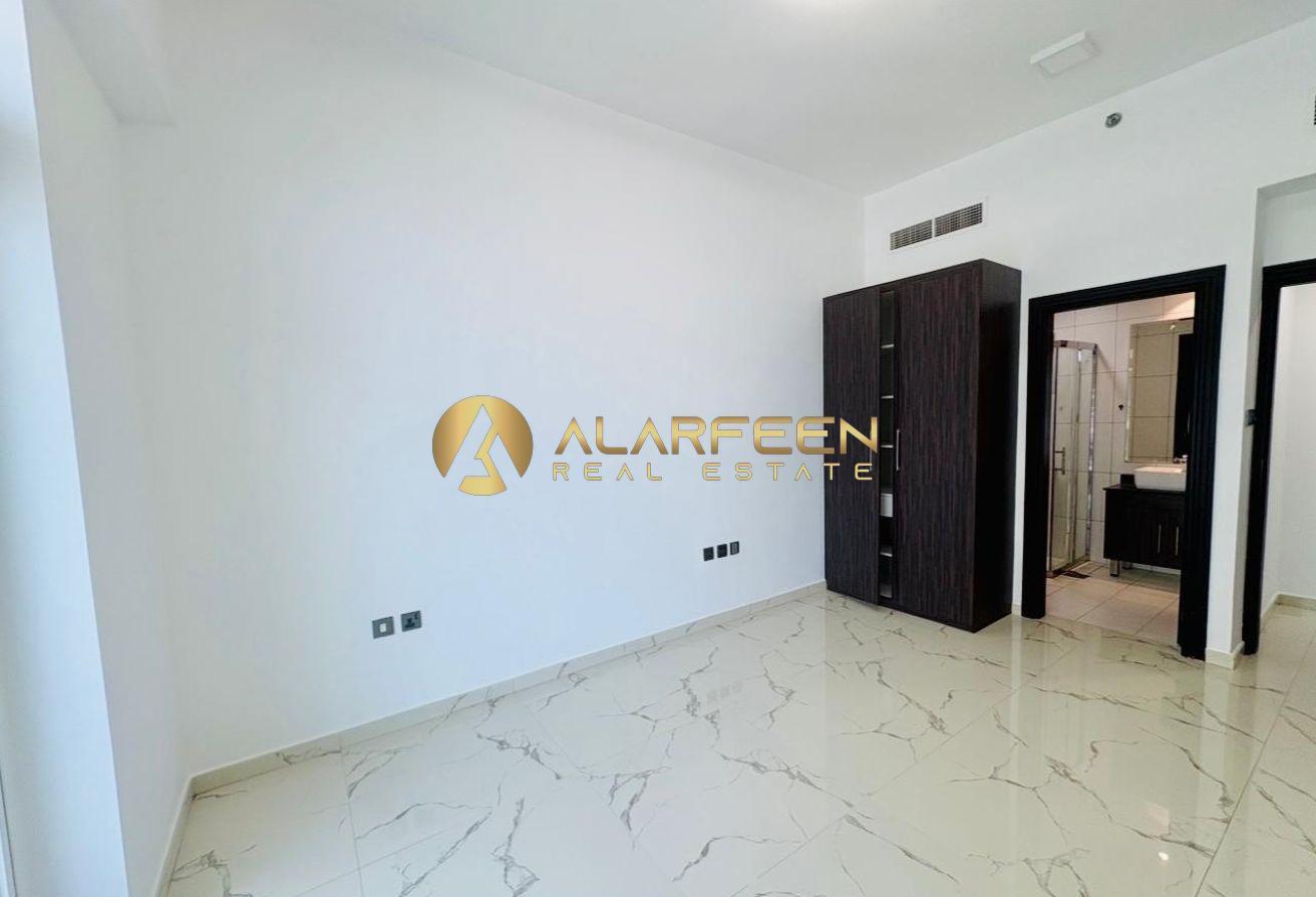 Zero Commission 1BHK | Spacious | Huge Balcony photo 5