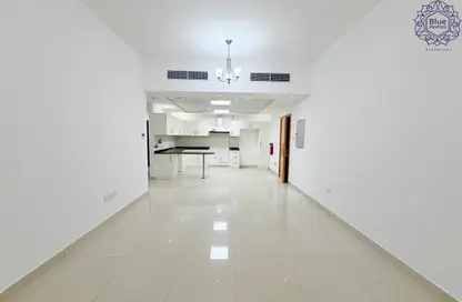 Apartment - 2 Bedrooms - 2 Bathrooms for rent in Park View Residence - District 12 - Jumeirah Village Circle - Dubai