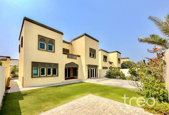 60518328 - Property Main Image