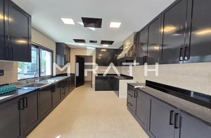 Villa - 5 - 6 for rent in Nad Al Sheba 1 - Nad Al Sheba - Dubai Villa - 5 - 6 for rent in Nad Al Sheba 1 - Nad Al Sheba - Dubai