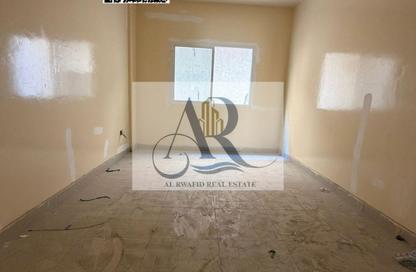 Labor Camp - Studio - 7+ Bathrooms for rent in Al Jurf Industrial 1 - Al Jurf Industrial - Ajman