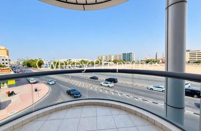 Apartment - 2 - 3 for rent in Al Menhali Building - Oud Metha - Bur Dubai - Dubai