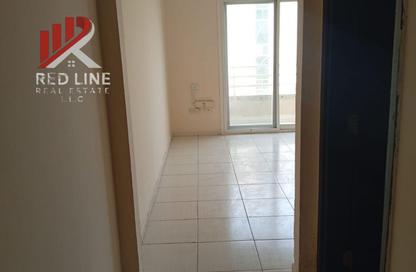 Apartment - 1 Bedroom - 2 Bathrooms for rent in Qasimia 10 building - Al Mahatta - Al Qasimia - Sharjah