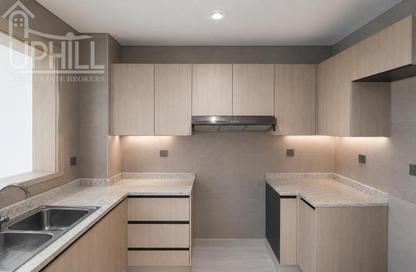 Apartment - 2 Bedrooms - 2 Bathrooms for rent in Al Awadhi Res 2 - Al Satwa - Dubai