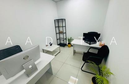 Business Centre - Studio - 1 Bathroom for rent in Al Fajer Complex - Oud Metha - Bur Dubai - Dubai