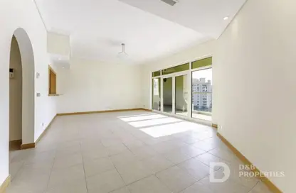 شقة - 2 غرف نوم - 2 حمامات للايجار في الدباس - مساكن شور لاين - نخلة جميرا - دبي شقة - 2 غرف نوم - 2 حمامات للايجار في الدباس - مساكن شور لاين - نخلة جميرا - دبي