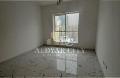 Apartment - 1 Bedroom - 2 Bathrooms for rent in Oasis Tower - Al Rashidiya 1 - Al Rashidiya - Ajman