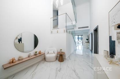 Villa - 6 Bedrooms - 6 Bathrooms for rent in Garden Homes Frond M - Garden Homes - Palm Jumeirah - Dubai